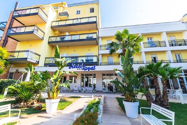 5 – 11 agosto All Inclusive direttamente sul mare