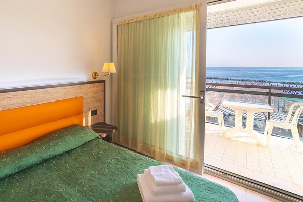 Agosto direttamente sul mare